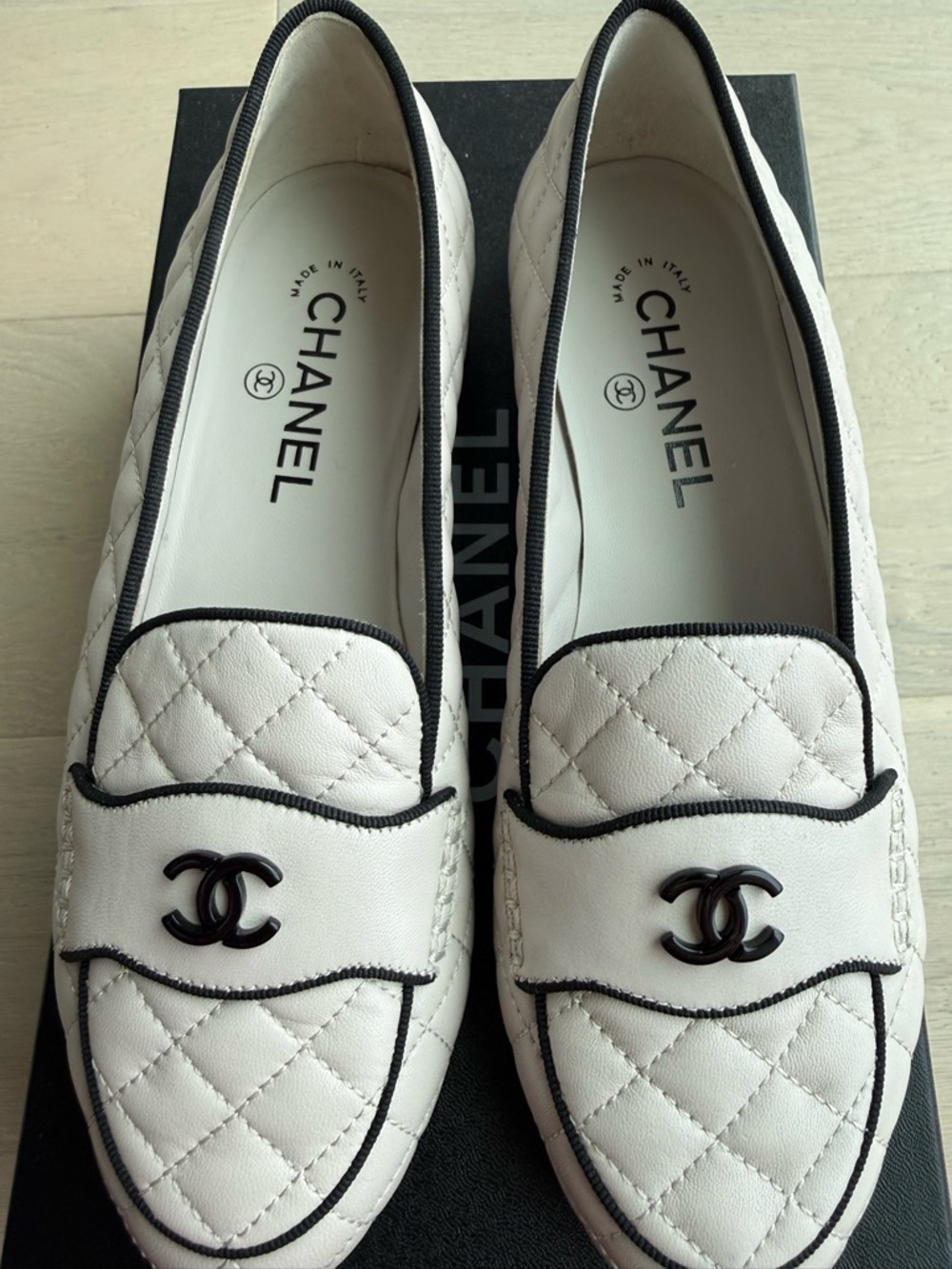 CHANEL Quilted light grey Leather Loafers with Black Trim EUR37/US6.5 - Picture 5 of 7